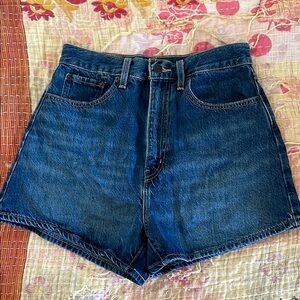 Levi's high loose shorts